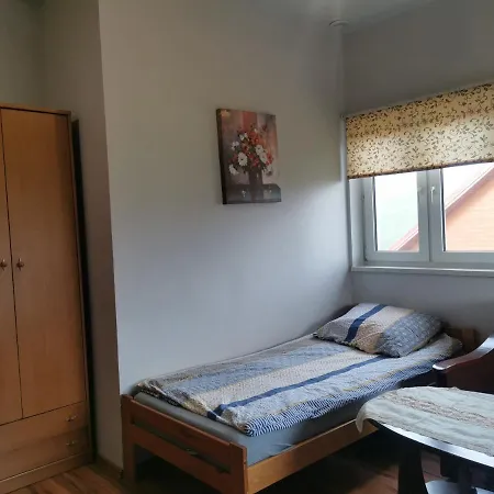 Pokoje Goscinne Agnes Sanok Exterior foto